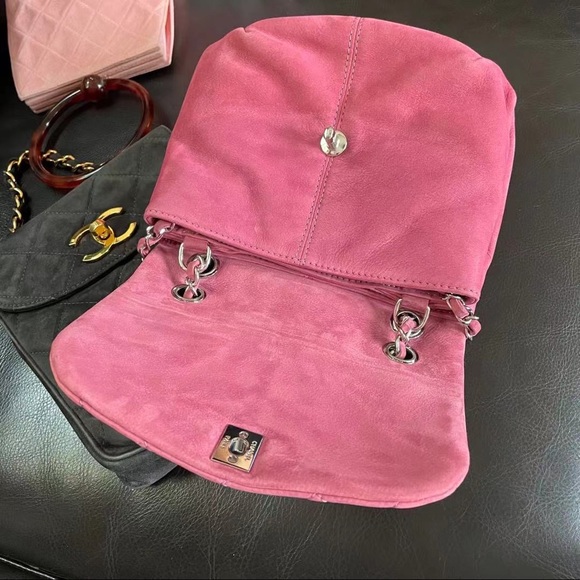 Chanel crossbody bag - Picture 2 of 4